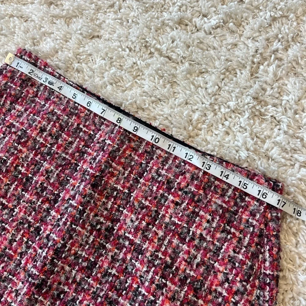 Talbots women’s red white black wool blend raw hem skirt size 10